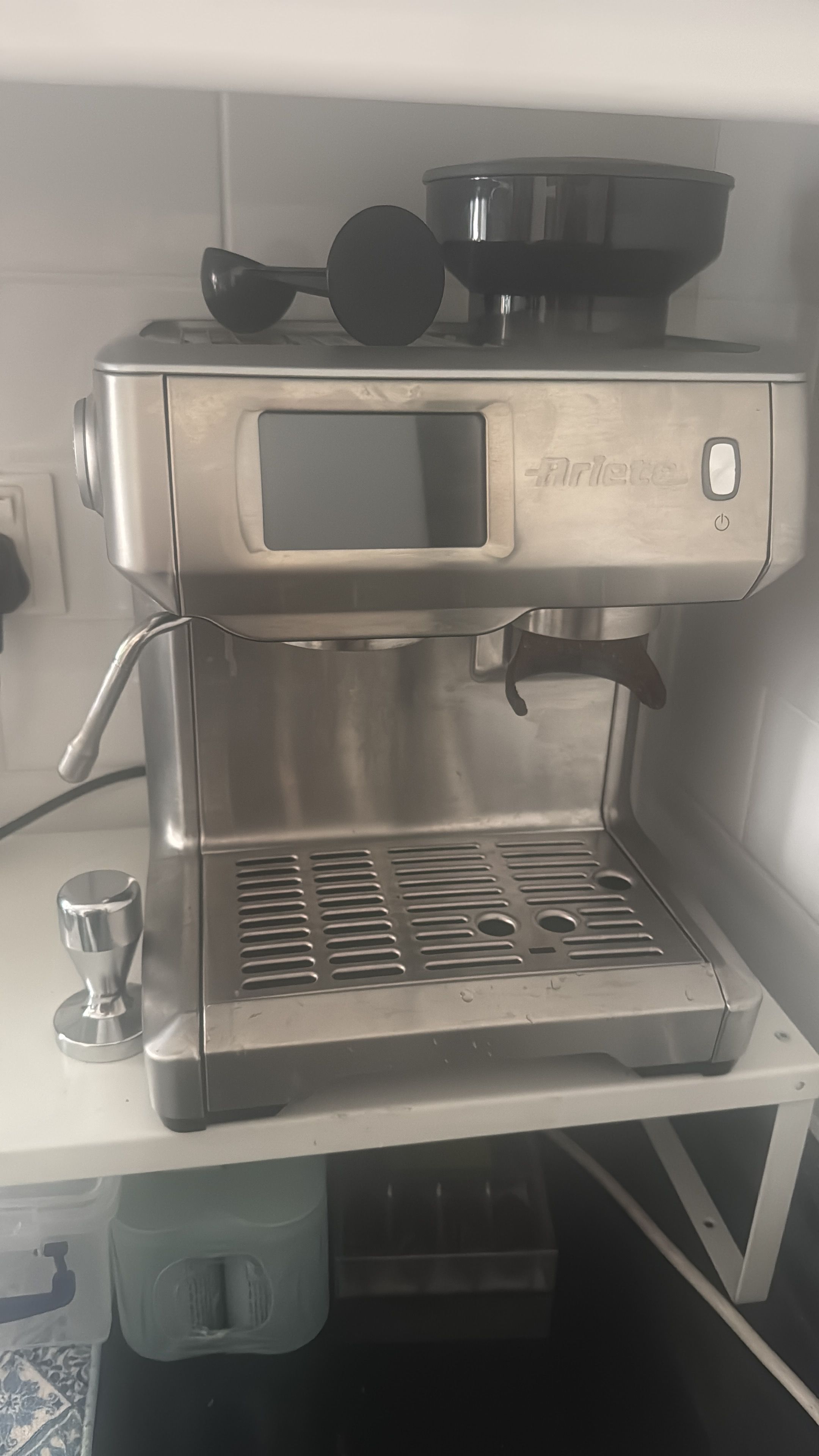 Ariete Bean To Cup Barista Pump Espresso Machine, Inbuilt Coffee Grinder, 1600W, 15 Bar, TFT Display, Auto Shut-Off, Ideal Coffee Maker for Cappuccino at Home and Office - ART1312